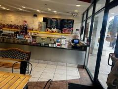 Premiere Location Cold Stone Creamery For Sale